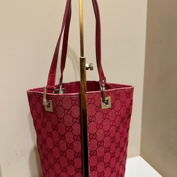 Gucci GG Guccissma Small Red Leather and Canvas Tote - Picture 9 of 10